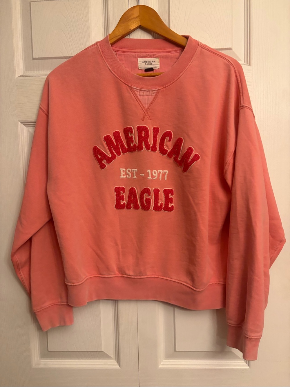 American Eagle Outfitters Coral-Pink Logo Crewneck Sweatshirt
